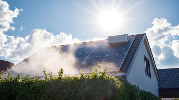 Maximiser vos économies en combinant solaire et pompe à chaleur